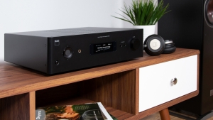 New NAD C 399 Hybrid Digital DAC Amplifier