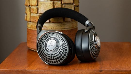 focal bathys headphones