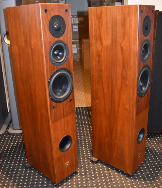 aerial model 6 floorstanding speaker used pre owned trade in