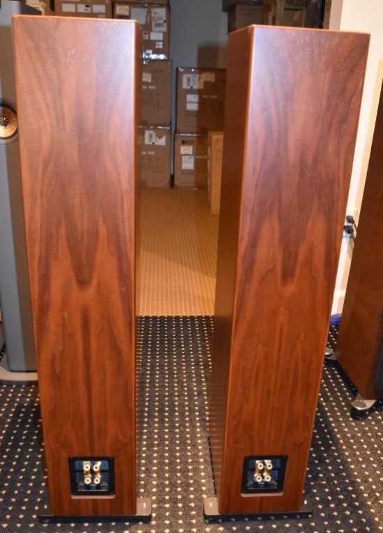 aerial model 6 floorstanding speaker used pre owned trade in