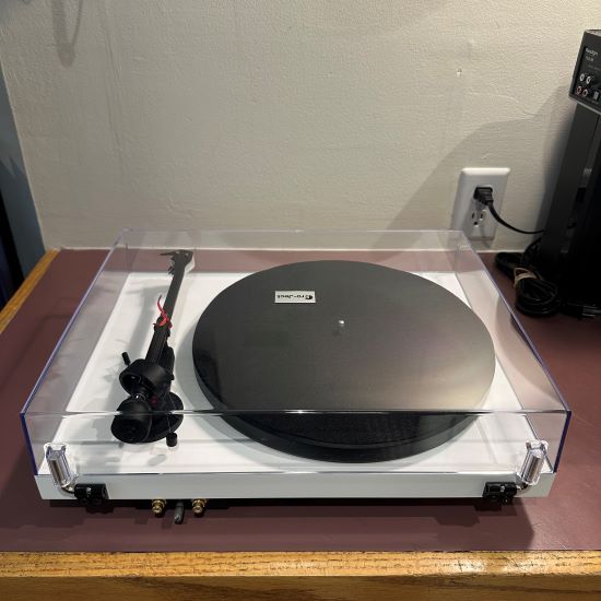 pro-ject debut carbon evo turntable sumiko rainier demo used pre owned trade in